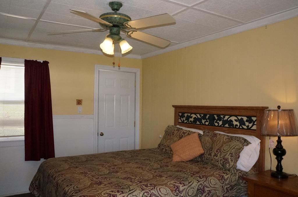 Lake Place Resort Glenhaven Rum bild